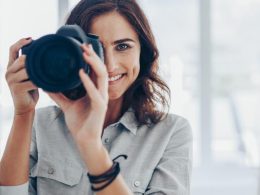 5 Simple Poses for the Best Professional Headshots