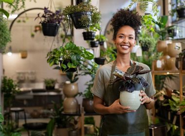 how to start a gardening business