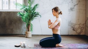 How to Prepare for a Naked Yoga Class in London